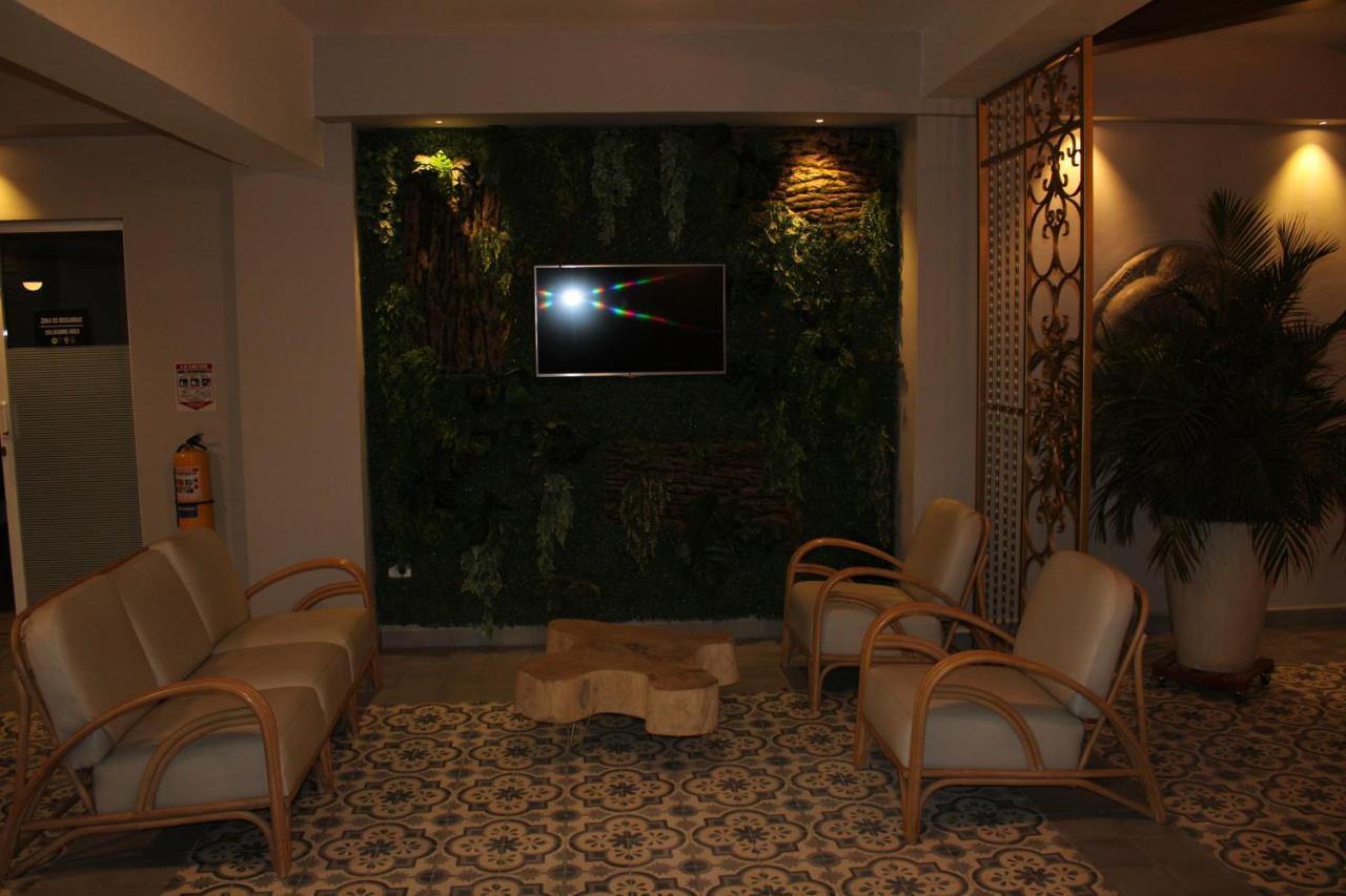 Park Hotel ซันตามาร์ตา ภายนอก รูปภาพ