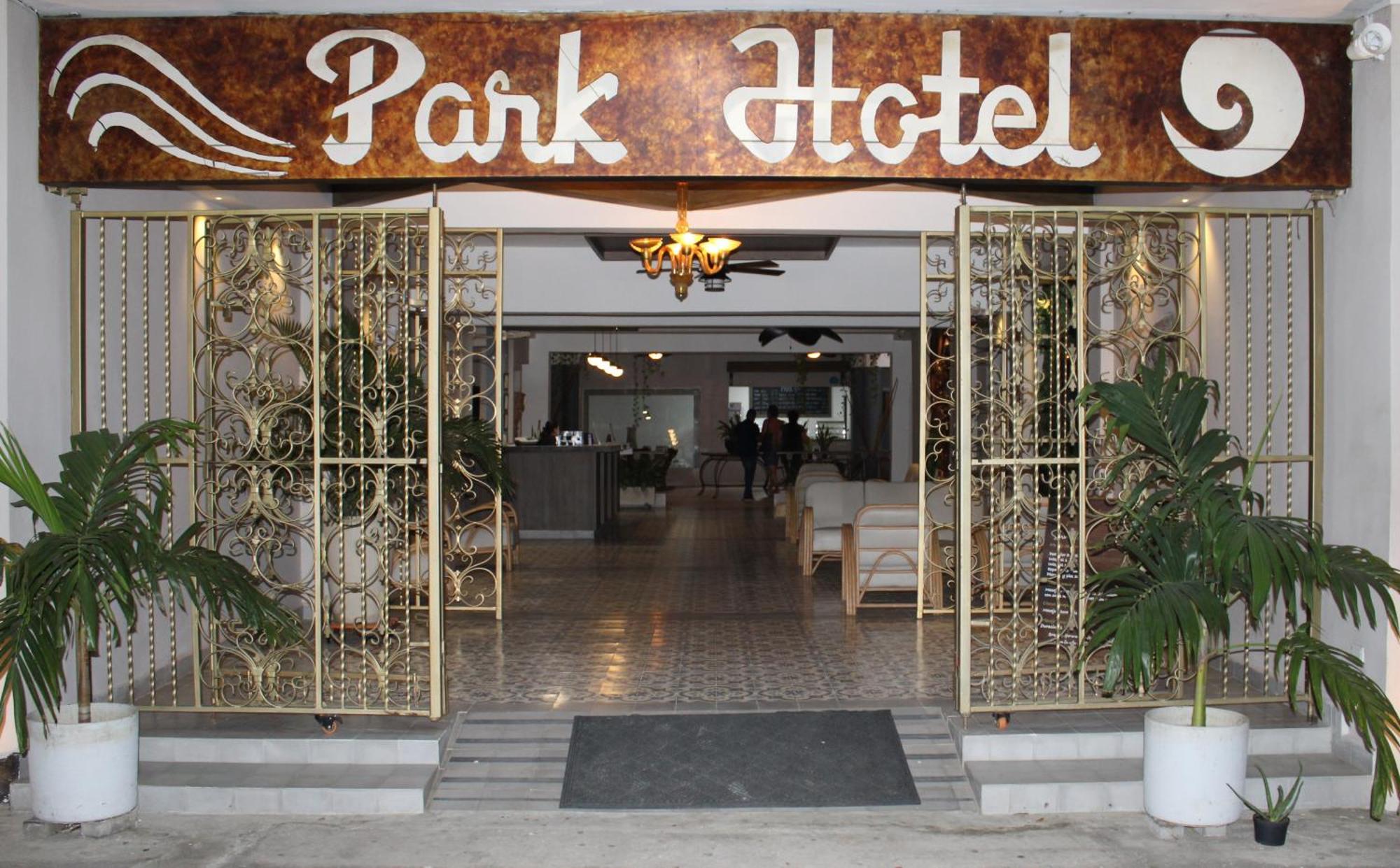 Park Hotel ซันตามาร์ตา ภายนอก รูปภาพ