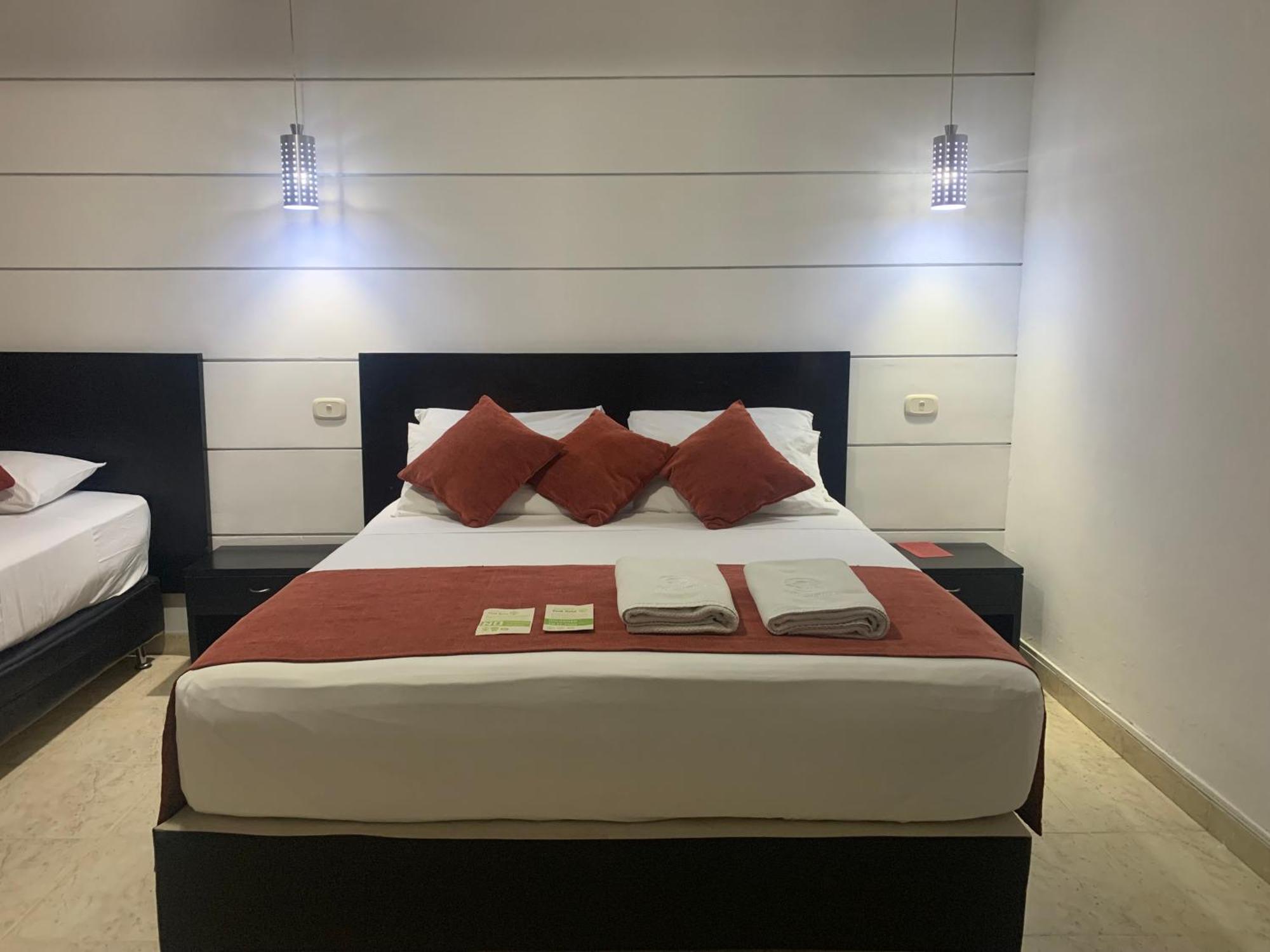 Park Hotel ซันตามาร์ตา ภายนอก รูปภาพ