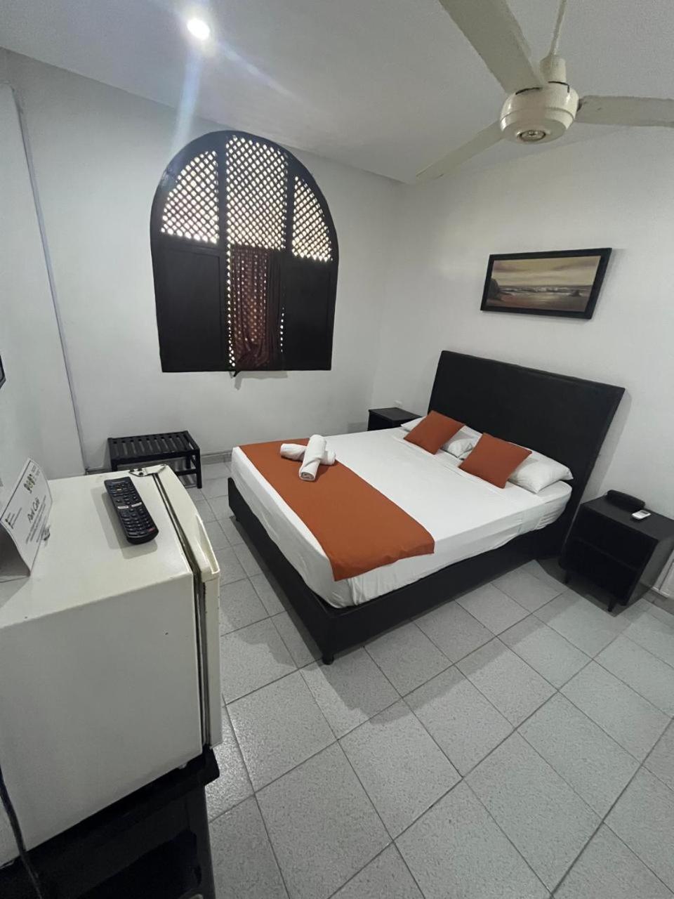 Park Hotel ซันตามาร์ตา ภายนอก รูปภาพ