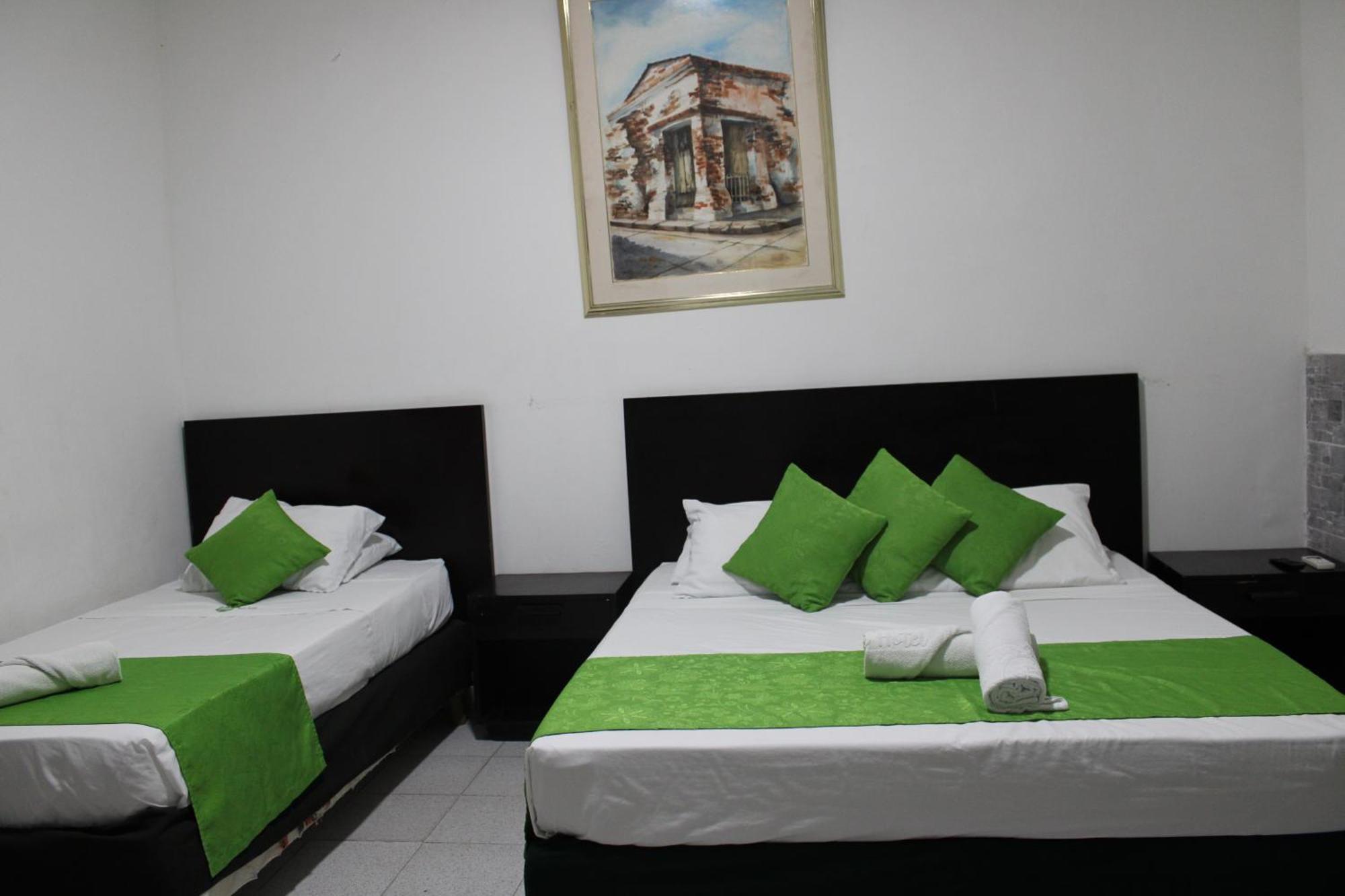 Park Hotel ซันตามาร์ตา ภายนอก รูปภาพ