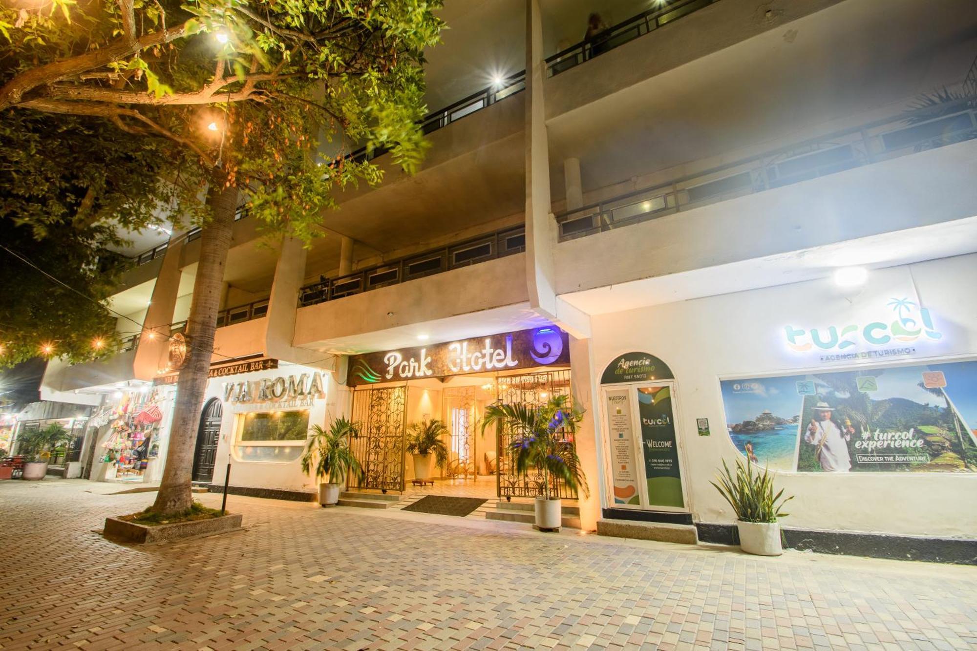 Park Hotel ซันตามาร์ตา ภายนอก รูปภาพ