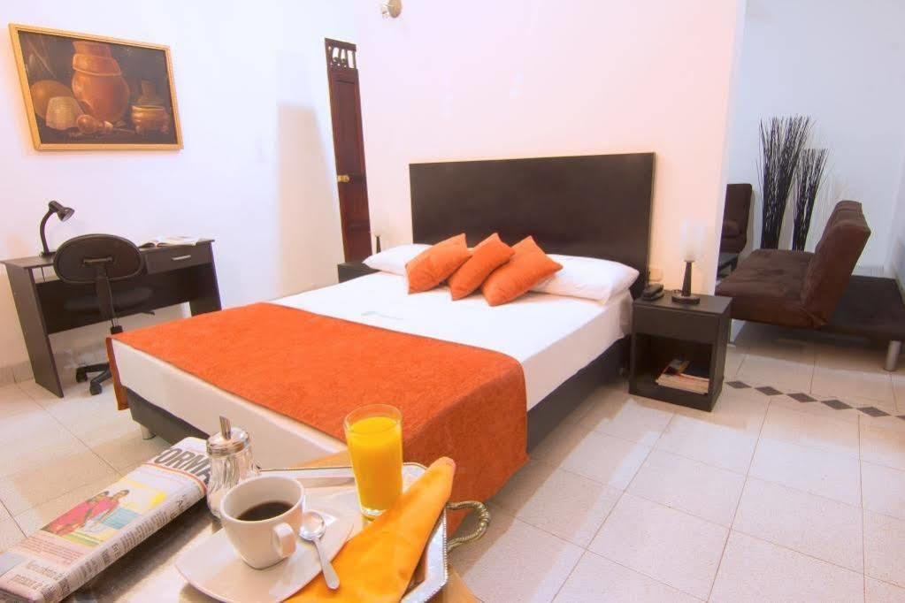 Park Hotel ซันตามาร์ตา ภายนอก รูปภาพ